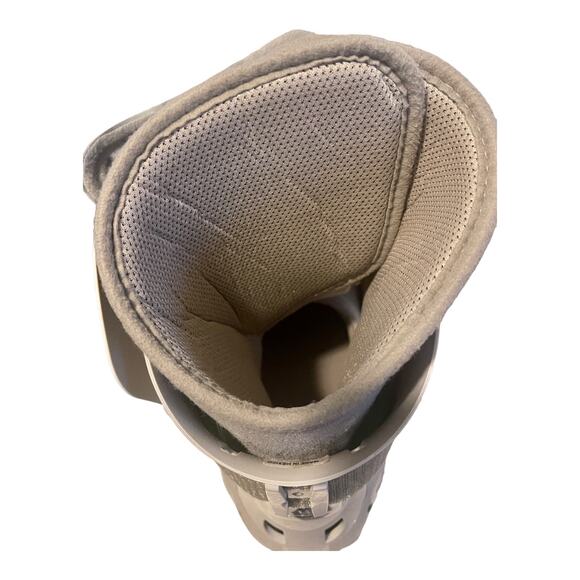 Aircast SP Walker Short Pneumatic Walking Boot 01A-M Ankle 12" high Medium - Picture 10 of 15